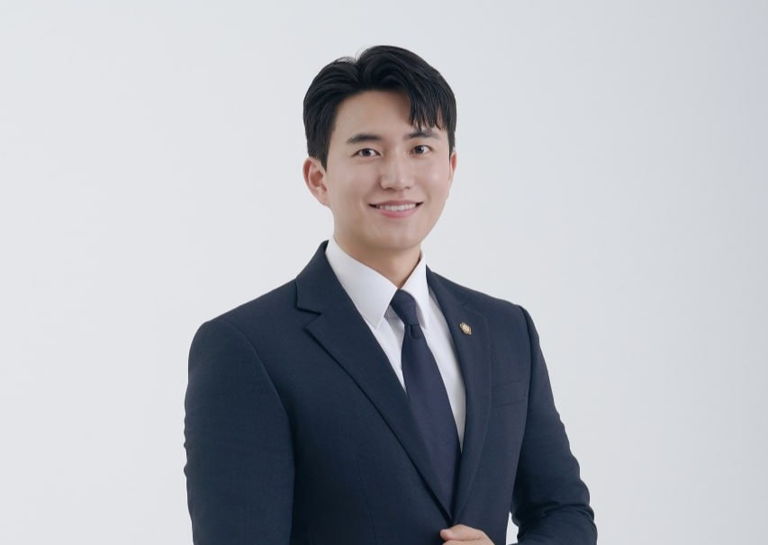 ������ �빫��